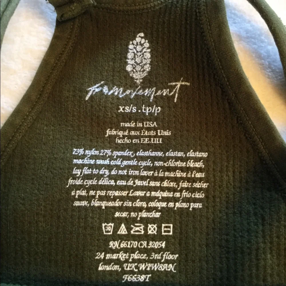 FP Movement Happiness Runs Crop NWOT*defect - Picture 5 of 13